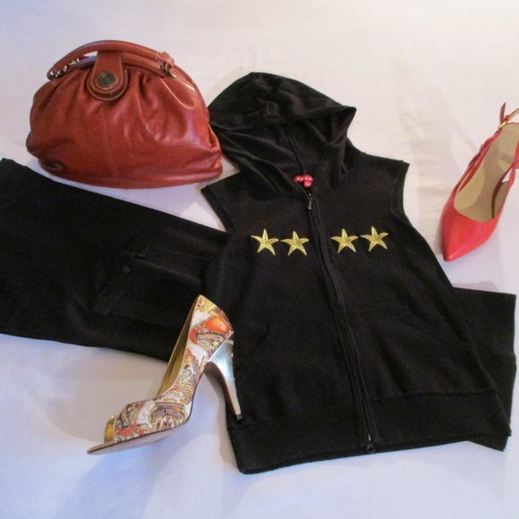 JJ BASICS 2PC KNIT SET ¾” PANTS AND HOODIE W/STARS - Picture 5 of 16